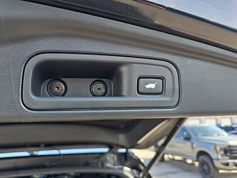 Used 2022 Honda Pilot Elite image 7
