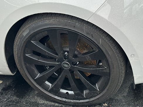 Used 2025 Land Rover Range Rover Sport Dynamic SE image 4