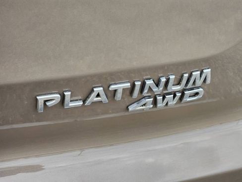 Used 2023 Nissan Pathfinder Platinum w/ Cargo Package AWD/4WD image 12