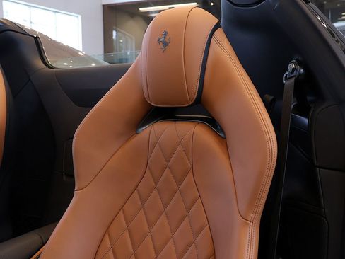 Certified 2022 Ferrari 812 GTS RWD image 49