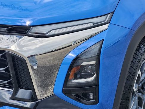 Used 2025 Chevrolet Equinox ACTIV w/ Safety and Technology Package image 9