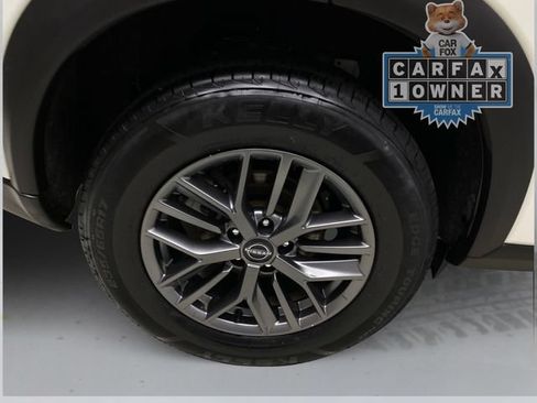 Used 2023 Nissan Rogue S AWD/4WD image 17