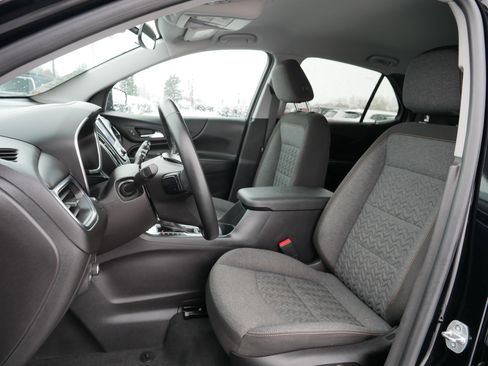 Used 2024 Chevrolet Equinox LT image 35