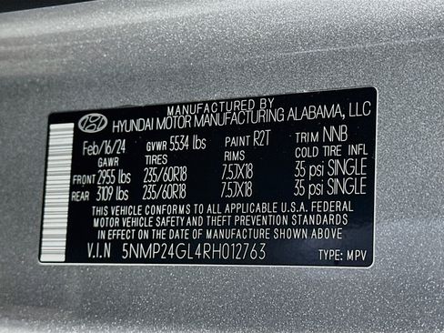 Used 2024 Hyundai Santa Fe SEL FWD image 12