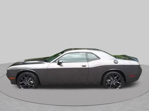 Used 2022 Dodge Challenger SXT w/ Blacktop Package RWD image 5