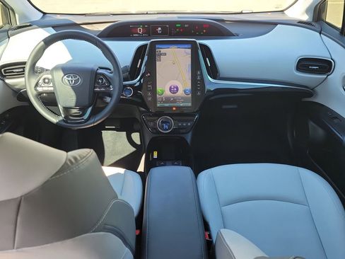 Used 2022 Toyota Prius Prime Limited image 16