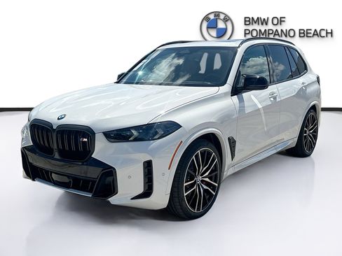 New 2026 BMW X5 M60i w/ Executive Package image 3