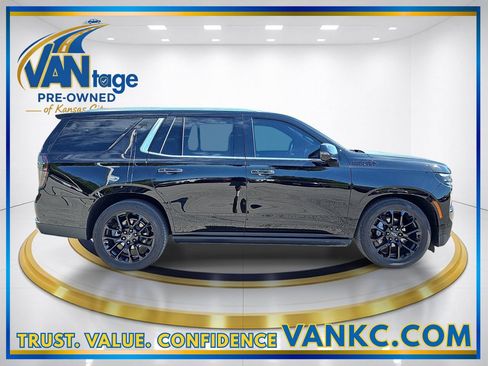 Used 2025 Chevrolet Tahoe High Country AWD/4WD image 5