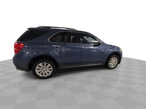 Used 2011 Chevrolet Equinox LT w/ Chrome Appearance Package FWD image 9