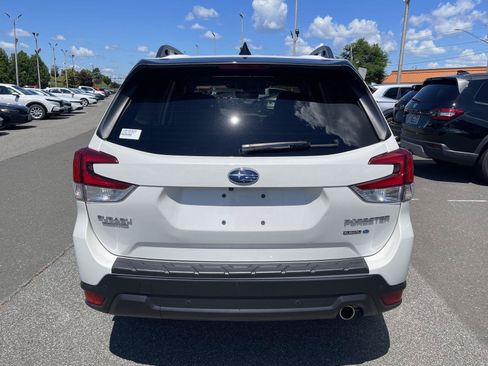 Used 2024 Subaru Forester Limited AWD/4WD image 21