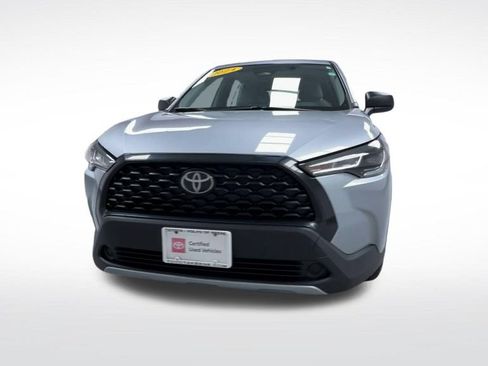 Used 2024 Toyota Corolla Cross L AWD/4WD image 4
