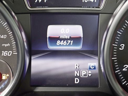 Used 2018 Mercedes-Benz GLE 350 4MATIC w/ Premium 2 Package image 18