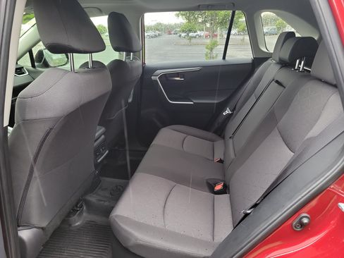 Certified 2025 Toyota RAV4 XLE w/ Convenience Package AWD/4WD image 13