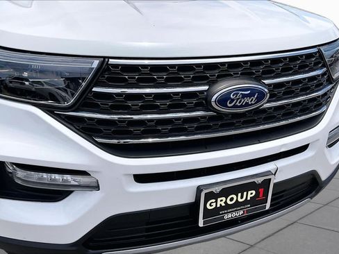 Used 2022 Ford Explorer XLT w/ Equipment Group 202A RWD image 28