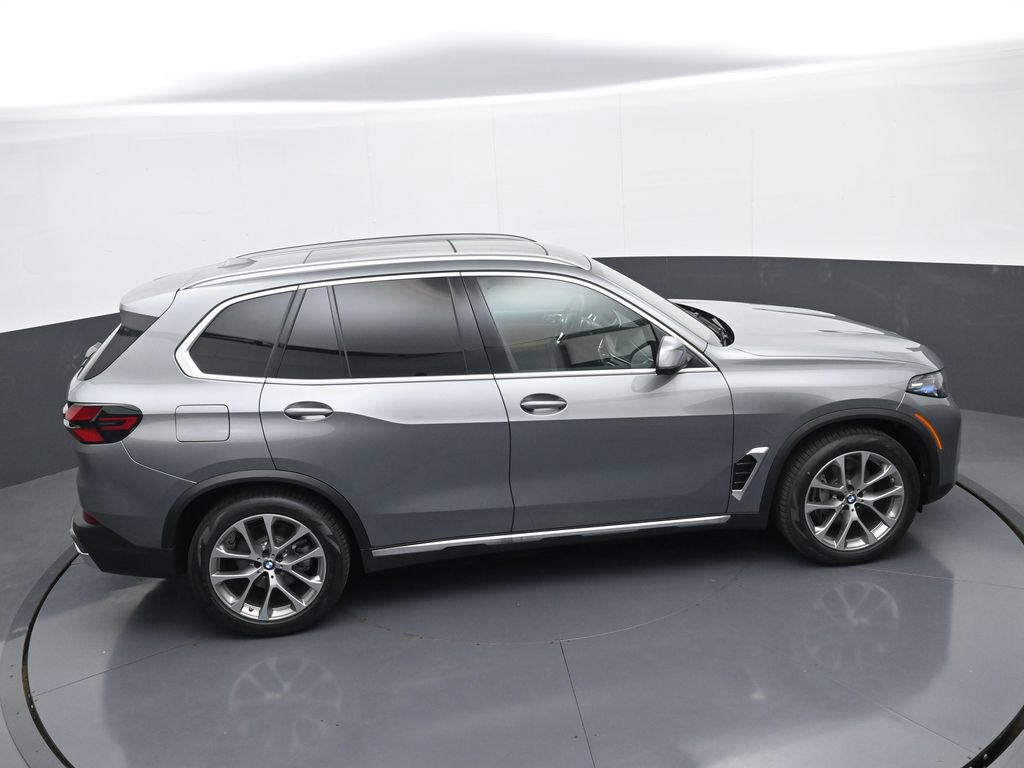 New 2026 BMW X5 xDrive40i w/ Climate Comfort Package AWD/4WD image 37