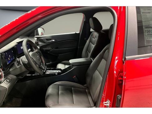 New 2026 Chevrolet Trax RS image 10