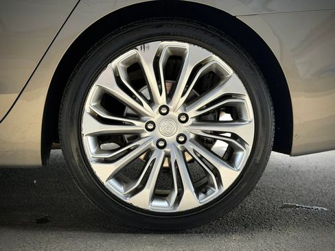 Used 2018 Buick LaCrosse Premium w/ Driver Confidence Package #2 FWD image 27