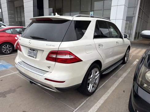 Used 2014 Mercedes-Benz ML 350 BlueTEC 4MATIC image 3