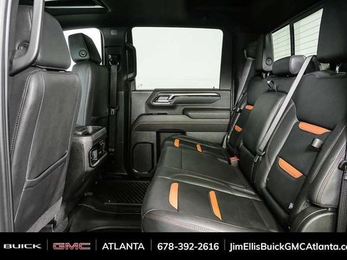 Used 2025 GMC Sierra 2500 AT4 w/ AT4 Premium Plus Package AWD/4WD image 18
