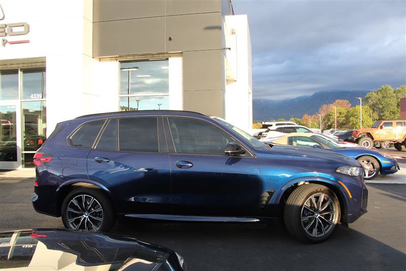 Used 2024 BMW X5 M60i AWD/4WD image 9