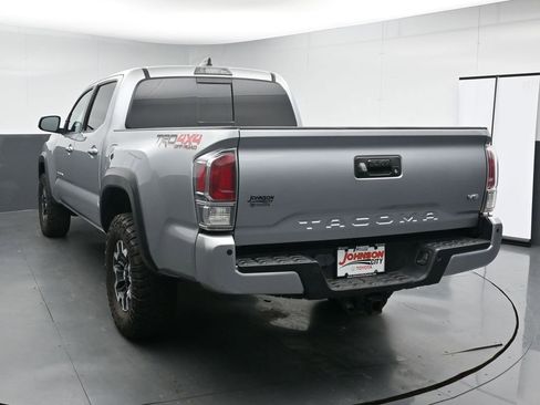 Used 2022 Toyota Tacoma TRD Off-Road w/ Technology Package AWD/4WD image 6