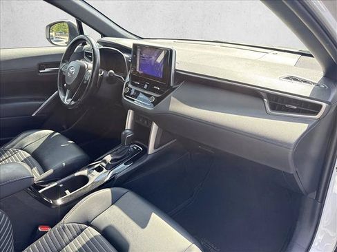 Used 2023 Toyota Corolla Cross AWD Hybrid w/ Convenience Package image 27