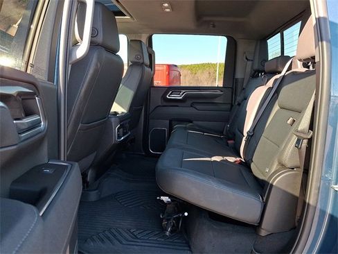 Used 2025 Chevrolet Silverado 2500 LTZ w/ LTZ Plus Package image 10