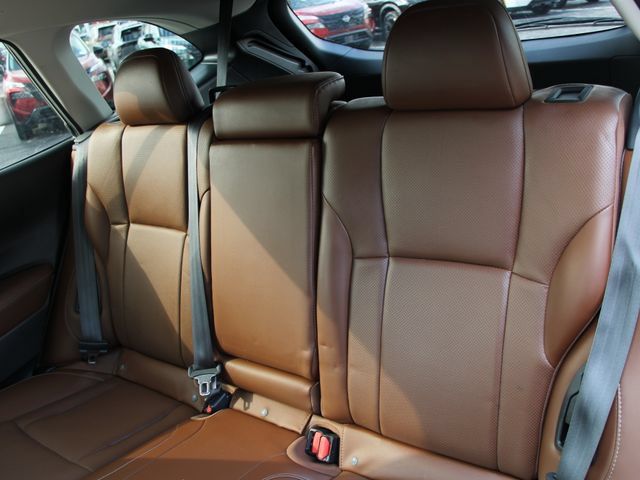 Used 2020 Subaru Outback Touring AWD/4WD image 29