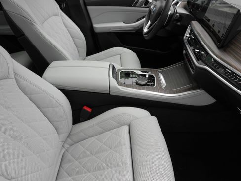 Certified 2026 BMW X5 sDrive40i RWD image 13