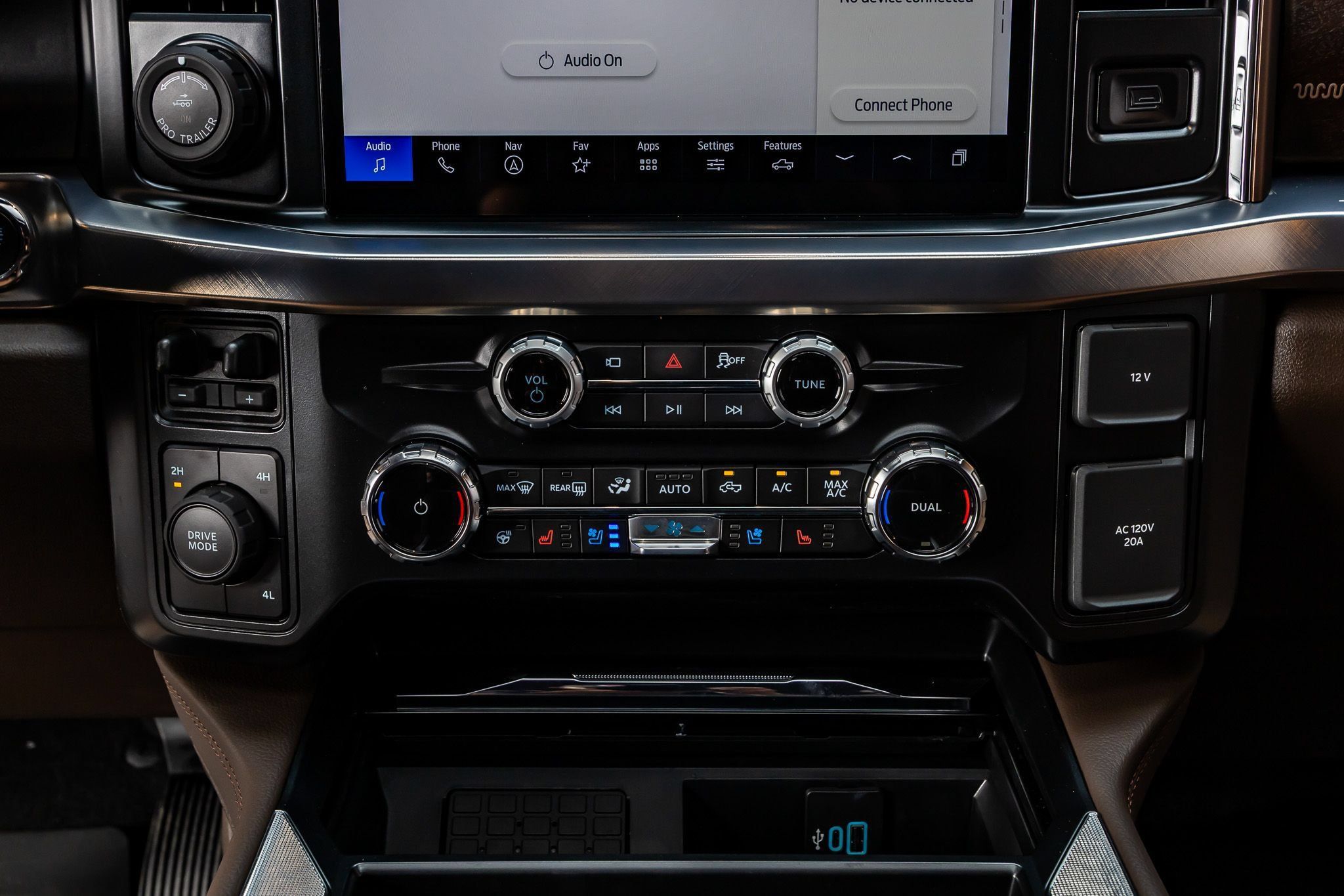 Used 2026 Ford F450 King Ranch w/ Chrome Package AWD/4WD image 29