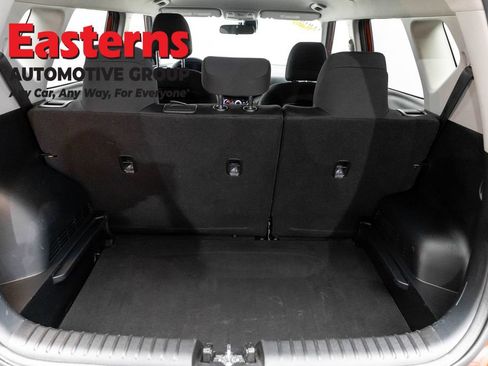 Used 2024 Kia Soul LX w/ Option Group 015 FWD image 9