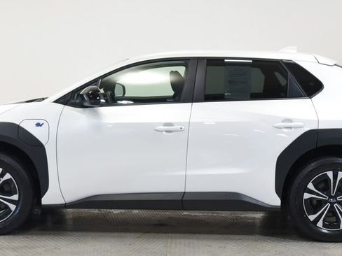 Used 2023 Subaru Solterra AWD image 6