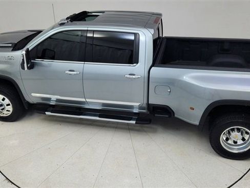 Used 2024 Chevrolet Silverado 3500 High Country image 79