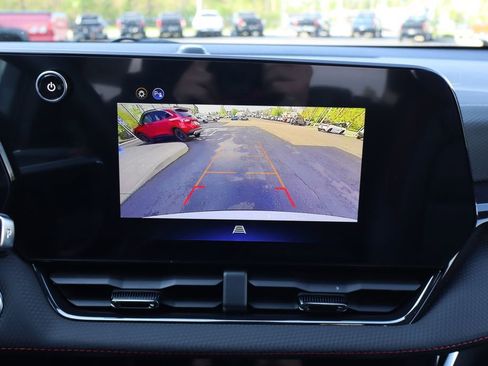 New 2026 Chevrolet Equinox RS w/ Convenience Package III FWD image 11