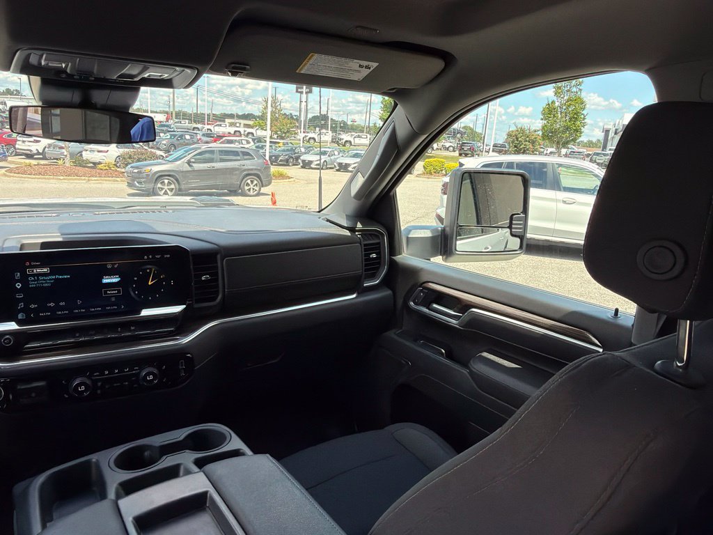 Used 2025 Chevrolet Silverado 2500 LT w/ Convenience Package AWD/4WD image 30