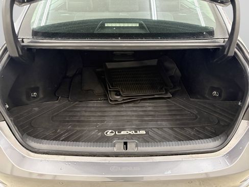 Used 2019 Lexus ES 350 image 9