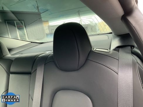 Used 2019 Tesla Model 3 Performance image 30