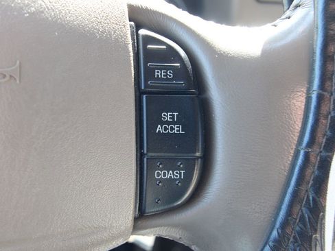 Used 2004 Ford F250 Lariat image 19