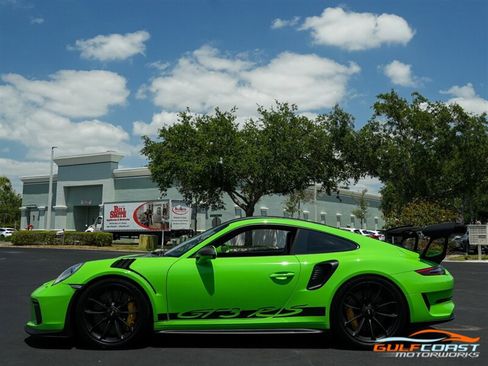Used 2019 Porsche 911 GT3 RS w/ Weissach Package RWD image 41