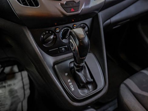 Used 2018 Ford Transit Connect XLT image 15