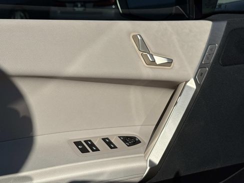 Certified 2023 BMW iX xDrive50 w/ Sport Package image 18