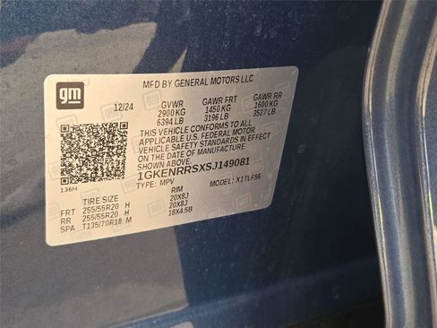 Used 2025 GMC Acadia Denali w/ LPO, Floor Liner Package AWD/4WD image 33