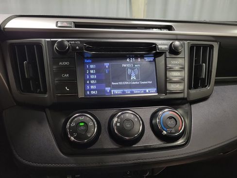 Used 2017 Toyota RAV4 LE w/ All Weather Liner Package AWD/4WD image 16