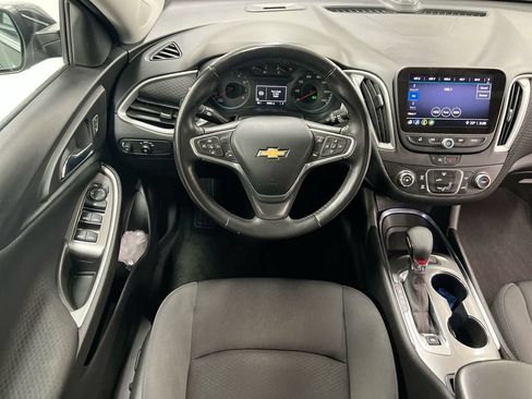 Used 2022 Chevrolet Malibu RS FWD image 19