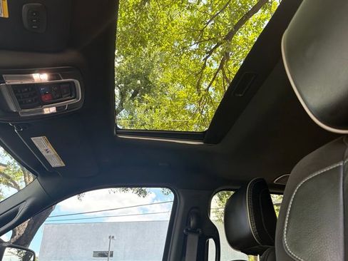 Used 2023 RAM 2500 Laramie w/ Night Edition AWD/4WD image 22