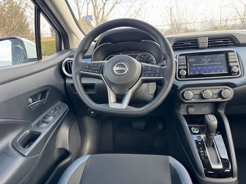 New 2025 Nissan Versa SV w/ Trunk Package FWD image 12