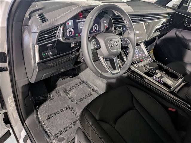 New 2026 Audi Q7 3.0T Premium Plus w/ Premium Plus Package AWD/4WD image 3