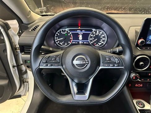 Used 2024 Nissan Sentra SV FWD image 24