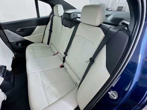 Certified 2024 BMW 530i xDrive w/ Convenience Package AWD/4WD image 26