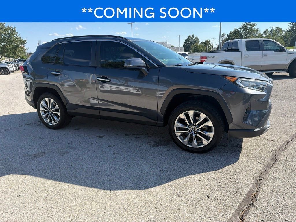 Certified 2021 Toyota RAV4 Limited AWD/4WD image 4